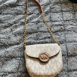 Michael Kors purse